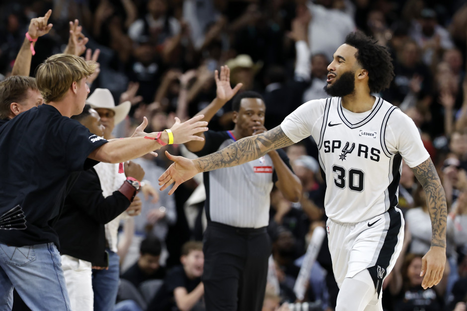 NBA半决赛-马刺vs森林狼G3最新伤病名单(5月9日)爱德华兹左膝疼痛能否上场待定 NBA半决赛-马刺vs森林狼G3最新伤病名单(5月9日)爱德华兹左膝疼痛能否上场待定