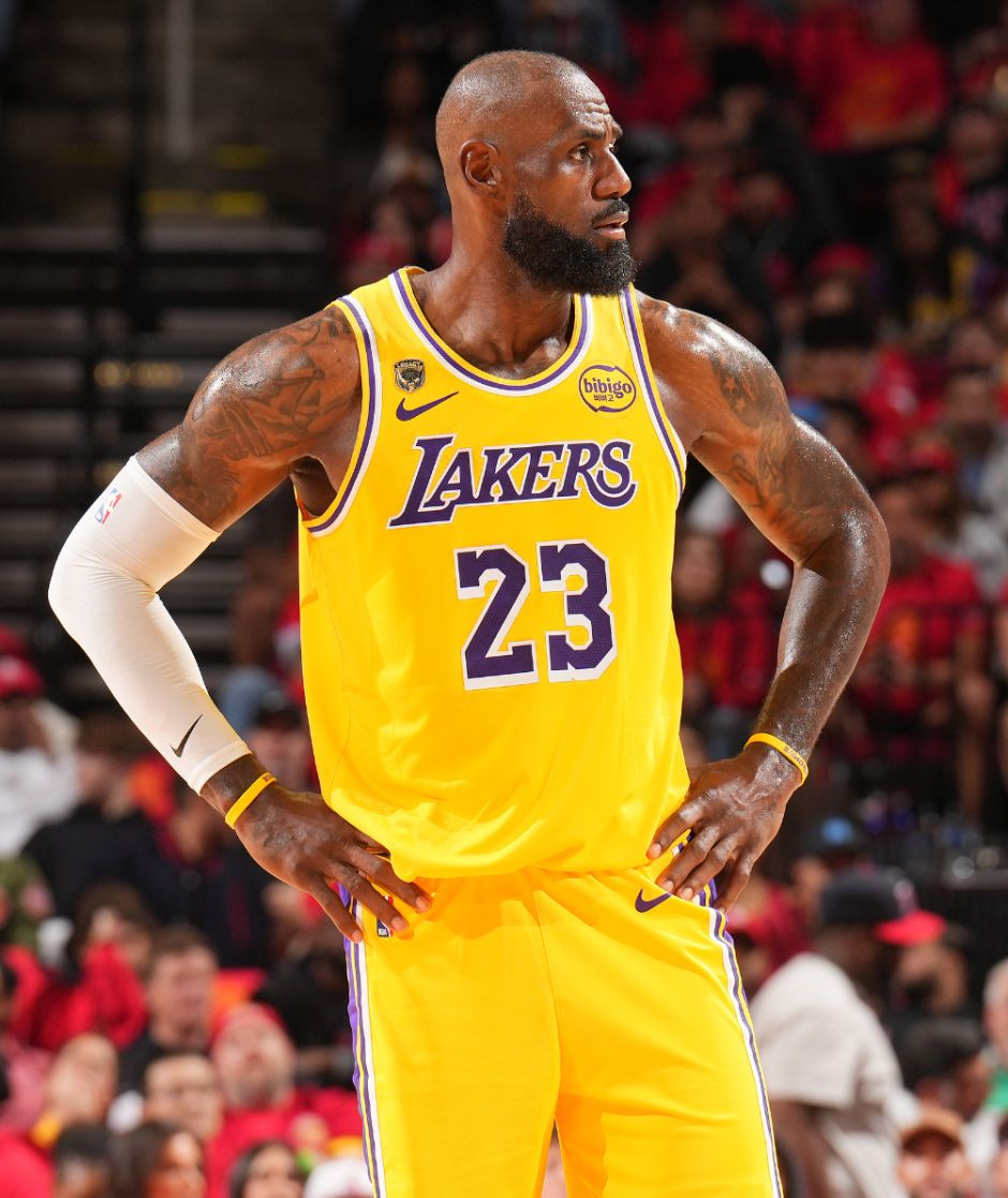 NBA季后赛录像完整版-湖人vs火箭G6全场回放（5.2）詹姆斯杜兰特赛后拥抱 附比赛数据战报