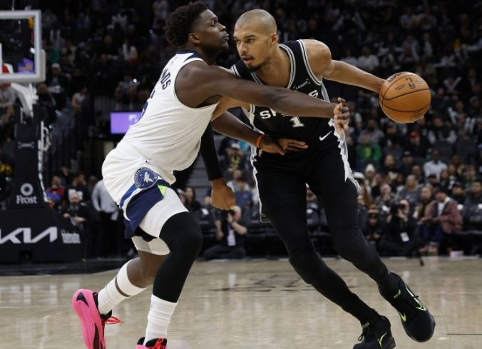 NBA半决赛-森林狼vs马刺G1最新伤病名单(5月5日)马刺全员健康 爱德华兹出战成疑 NBA半决赛-森林狼vs马刺G1最新伤病名单(5月5日)马刺全员健康 爱德华兹出战成疑